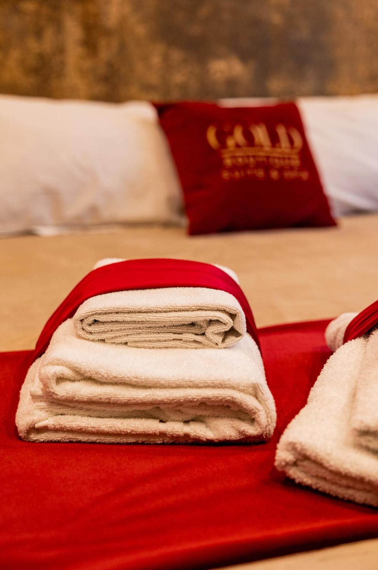 Gold Suite&Spa Palermo Eksteriør billede